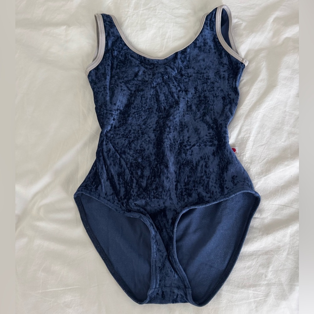 Yumiko Midnight Blue Velvet Apparel